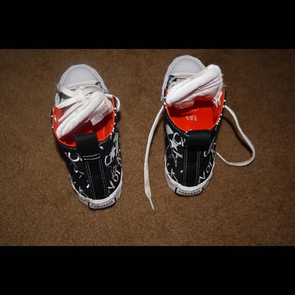 Graffiti Converse Sneakers - Picture 5 of 5